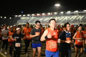 BIB: 216, 23477, 2578
                            <button type="button" onclick="openModal(10696905)" class="btn btn-primary btn-sm float-right btn-popup" data-toggle="modal" data-target=".modal-high-quality">
                        <i class="fas fa-shopping-cart"></i> Add to Cart
                    </button>
                                            <button type="button" onclick="isThisMe(10696905, true)" class="btn btn-success btn-sm float-right btn-popup btn-isme hidden" data-toggle="tooltip" data-placement="bottom" title="นี่คือรูปของคุณใช่ไหม คลิกที่นี่เพื่อเอาเข้าอัลบั้ม">
                        <i class="fas fa-plus"></i> Add to album
                    </button>
                    <button type="button" onclick="isThisMe(10696905, false)" class="btn btn-warning btn-sm float-right btn-popup btn-isnotme hidden">
                        <i class="fas fa-ban"></i> Remove from album
                    </button>